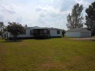457 Midway Rd, Murray, KY 42071