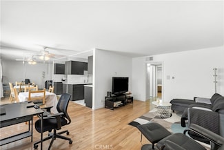 9920 Jordan Ave Unit 11, Chatsworth, CA 91311