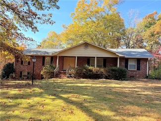 100 Hillandale Rd, Pendleton, SC 29670