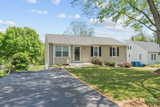 4575 Nelms Ln NE, Roanoke, VA 24019