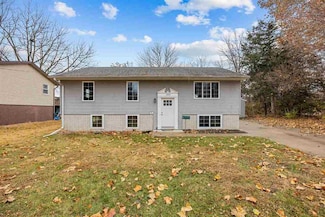 1809 Deforest Ave, Iowa City, IA 52240