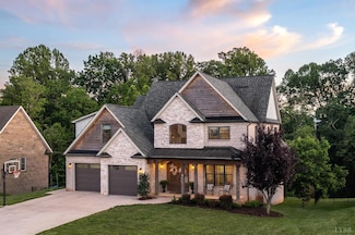 951 Leander Dr, Forest, VA 24551