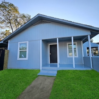 220 E Woodin Blvd, Dallas, TX 75216