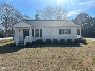 73 W Hamer St, Coats, NC 27521