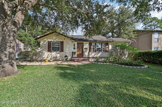 1523 Nicholson Rd, Jacksonville, FL 32207