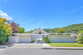 29 Mount Foraker Dr, San Rafael, CA 94903
