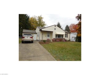 2628 Rosewae Dr, Youngstown, OH 44511