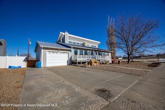 298 Middle St, Rangely, CO 81648