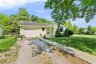 1416 S Third Ave, Upland, IN 46989