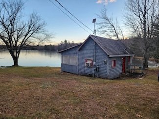 47 Old Sawmill Rd, Lincoln, ME 04457