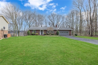 119 Chambers Dr, Monaca, PA 15061