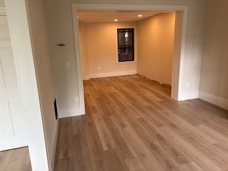 1672 Beacon St Unit 2, Brookline, MA 02445