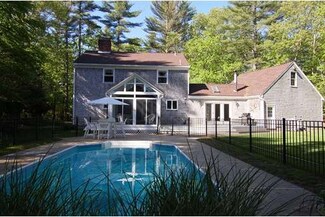 156 Quanapoag Rd, East Freetown, MA 02717
