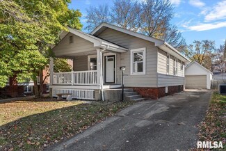 1904 S College St, Springfield, IL 62704