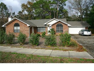 245 12th St, Apalachicola, FL 32320
