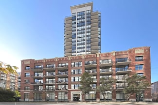 210 S Desplaines St Unit 710, Chicago, IL 60661