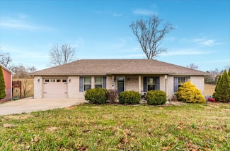 1008 Eagle Point Dr, Berea, KY 40403