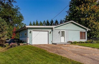 627 Snyder Ave, Norwalk, IA 50211