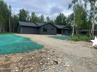 7109 N Paw St, Fishhook, AK 99654