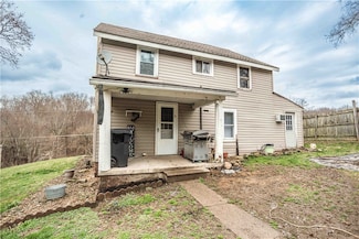 279 Stitt Hollow Rd, Ford City, PA 16226