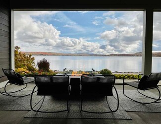 870 Pointe Dr Unit 61, Boyne City, MI 49712