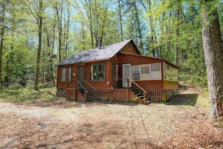 38 Northshore Dr, Ludlow, VT 05149