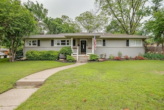 4801 Lowell Ln, Fort Worth, TX 76133