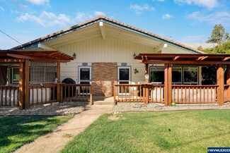 1143 Market (-1145) St NE, Salem, OR 97303