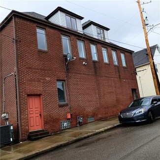 711 Hawthorne St, Vandergrift, PA 15690