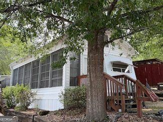 133 Admiral Dr, Hartwell, GA 30643