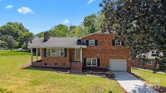 5301 Baker Dr, Charlotte, NC 28210
