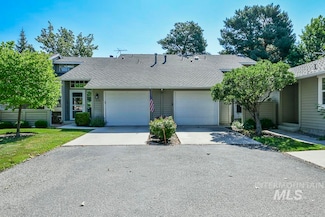 3182 S Waterbury Ln, Boise, ID 83706