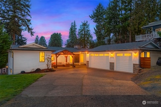 6230 NE 129th St, Kirkland, WA 98034