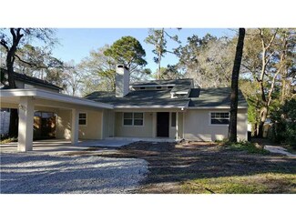 7147 Lago St, Sarasota, FL 34241