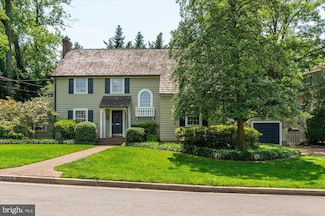 3614 N Abingdon St, Arlington, VA 22207