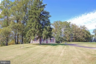 3 Church View Rd, Millersville, MD 21108