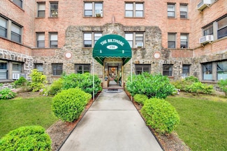 4784 Boston Post Rd Unit B23, Pelham, NY 10803