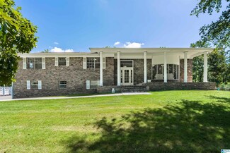 5349 Pineywood Rd, Birmingham, AL 35242