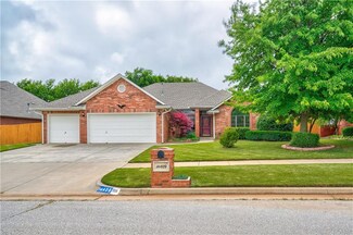14409 Lamplight Ln, Edmond, OK 73013
