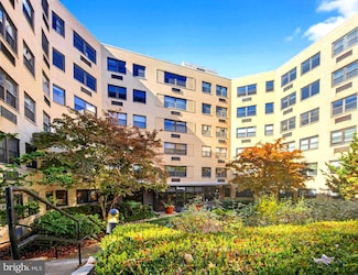 1801 Clydesdale Place NW Unit 211, Washington, DC 20009