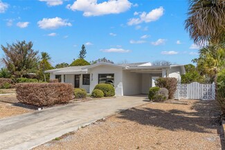 312 41st Ave, Saint Pete Beach, FL 33706