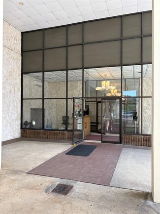 152-18 Union Turnpike Unit 3T, Kew Gardens, NY 11415