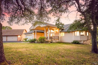 1236 2nd Ave, Napa, CA 94558