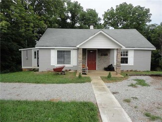 26073 U S 52, Laurel, IN 47024