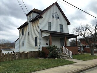 320 S 4th St, Youngwood, PA 15697