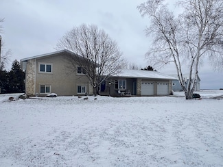 77226 230th St, Spring Valley, MN 55975