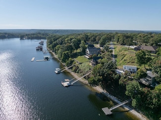 417 Armstrong St, Disney, OK 74340