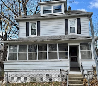 33 Pomona St, Kingston, PA 18704