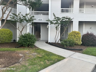 4113 Breezewood Dr Unit 204, Wilmington, NC 28412