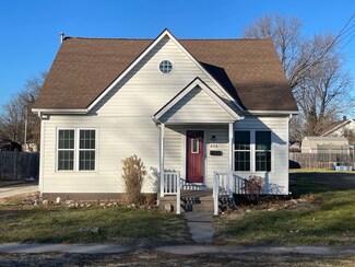 236 E Bridgeport St, White Hall, IL 62092